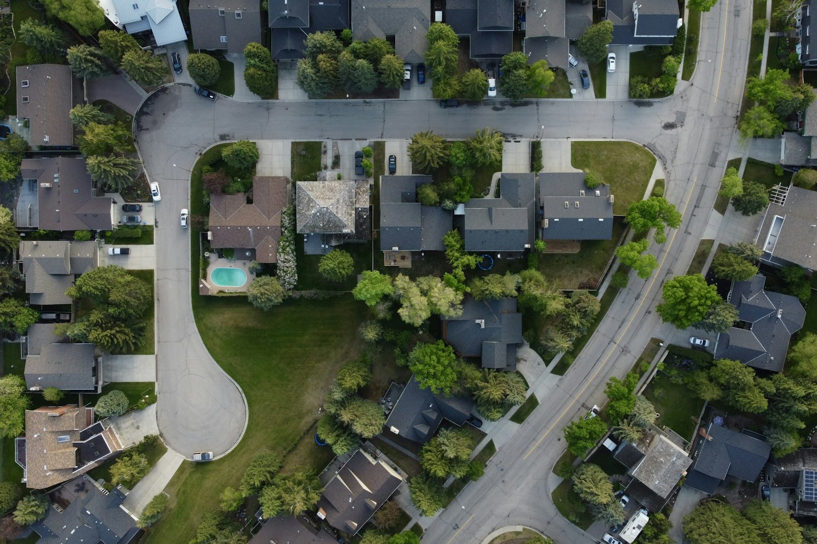 Aerial view of a Chesterfield County neighborhood cul-de-sac